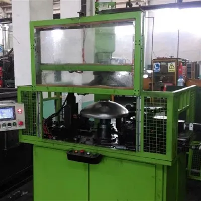 Įdėklo bako rotacinė pjovimo mašina